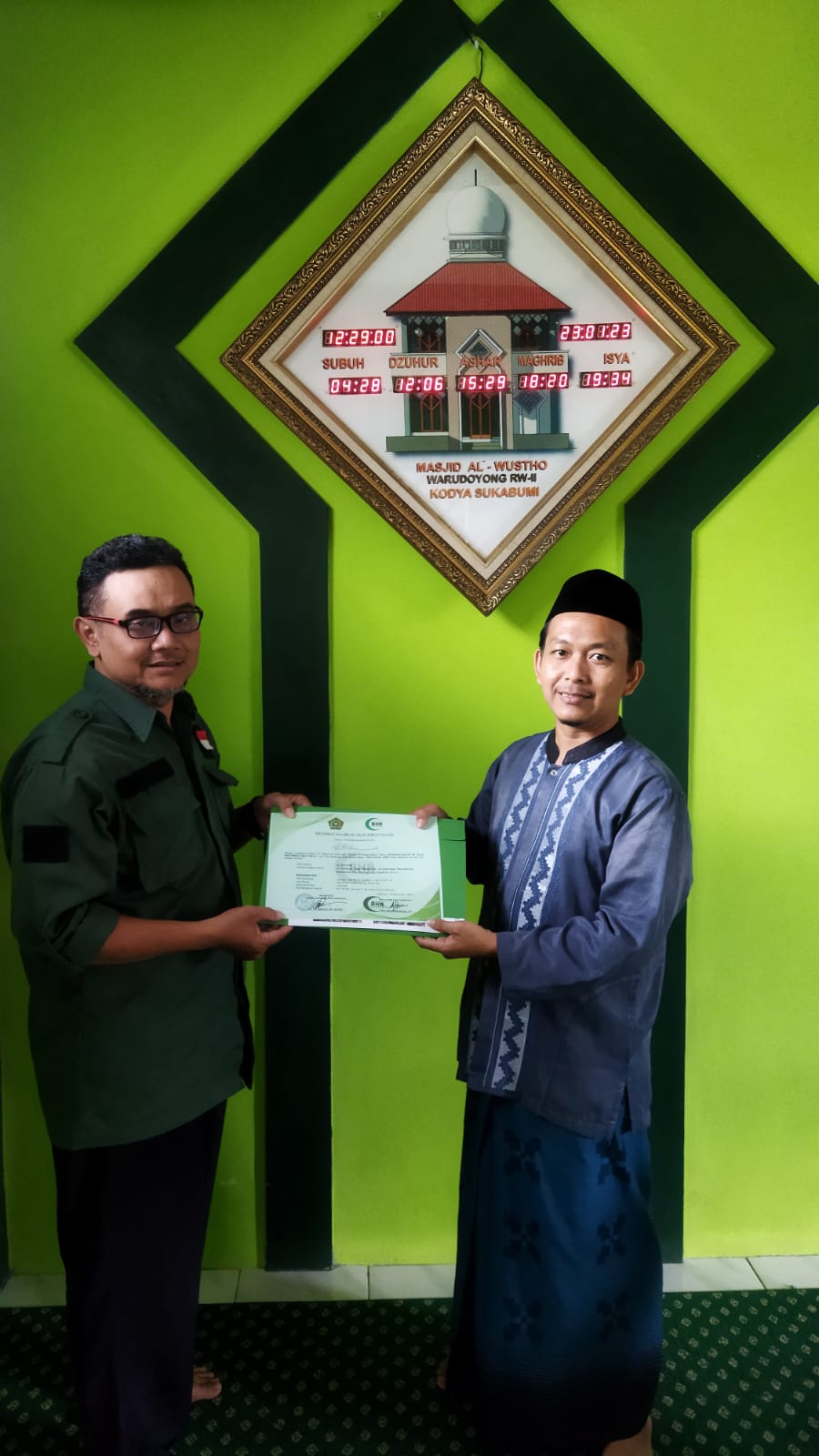 Penyerahan Sertifikat Kalibrasi Kiblat dari BHR 23/1/2023