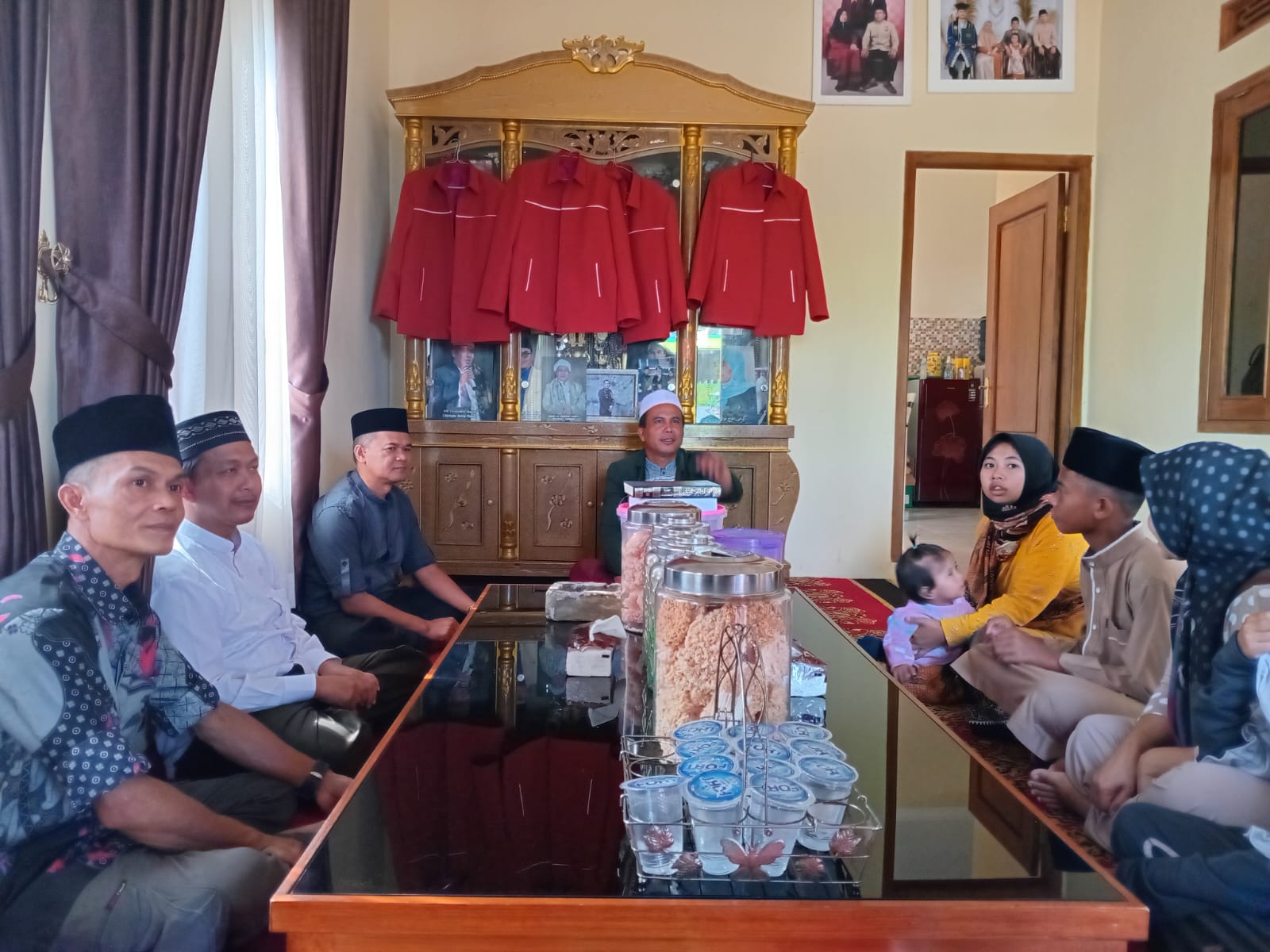 Mengantar Murid Ngaji Nyatri di Ustadz Misbah 7/7/2024
