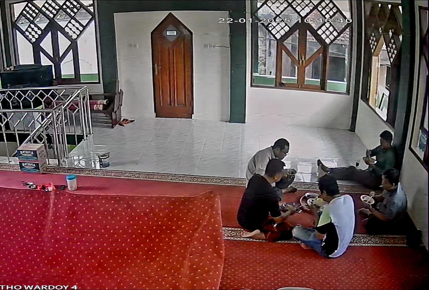 Ngemie Ayam Sehabis Ngecat 22/1/2025