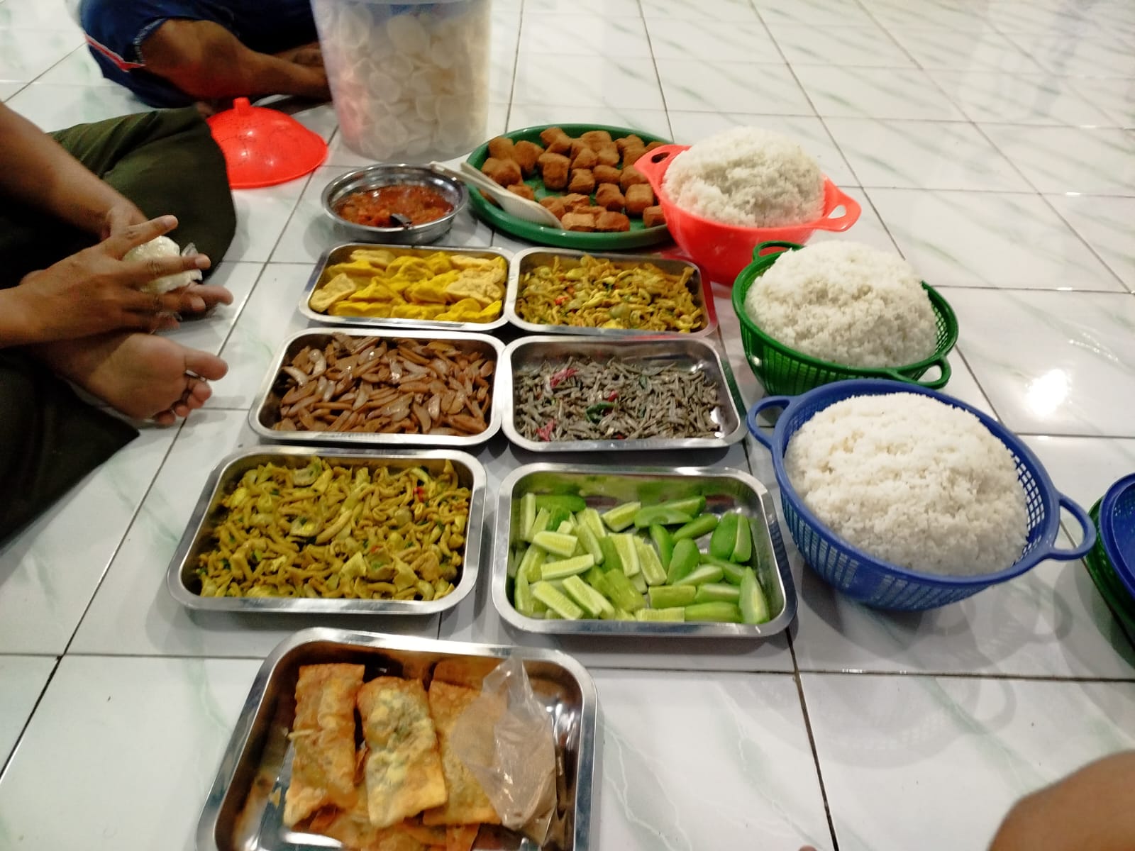 Hidangan Botram Bersih-bersih Masjid 27/2/2025