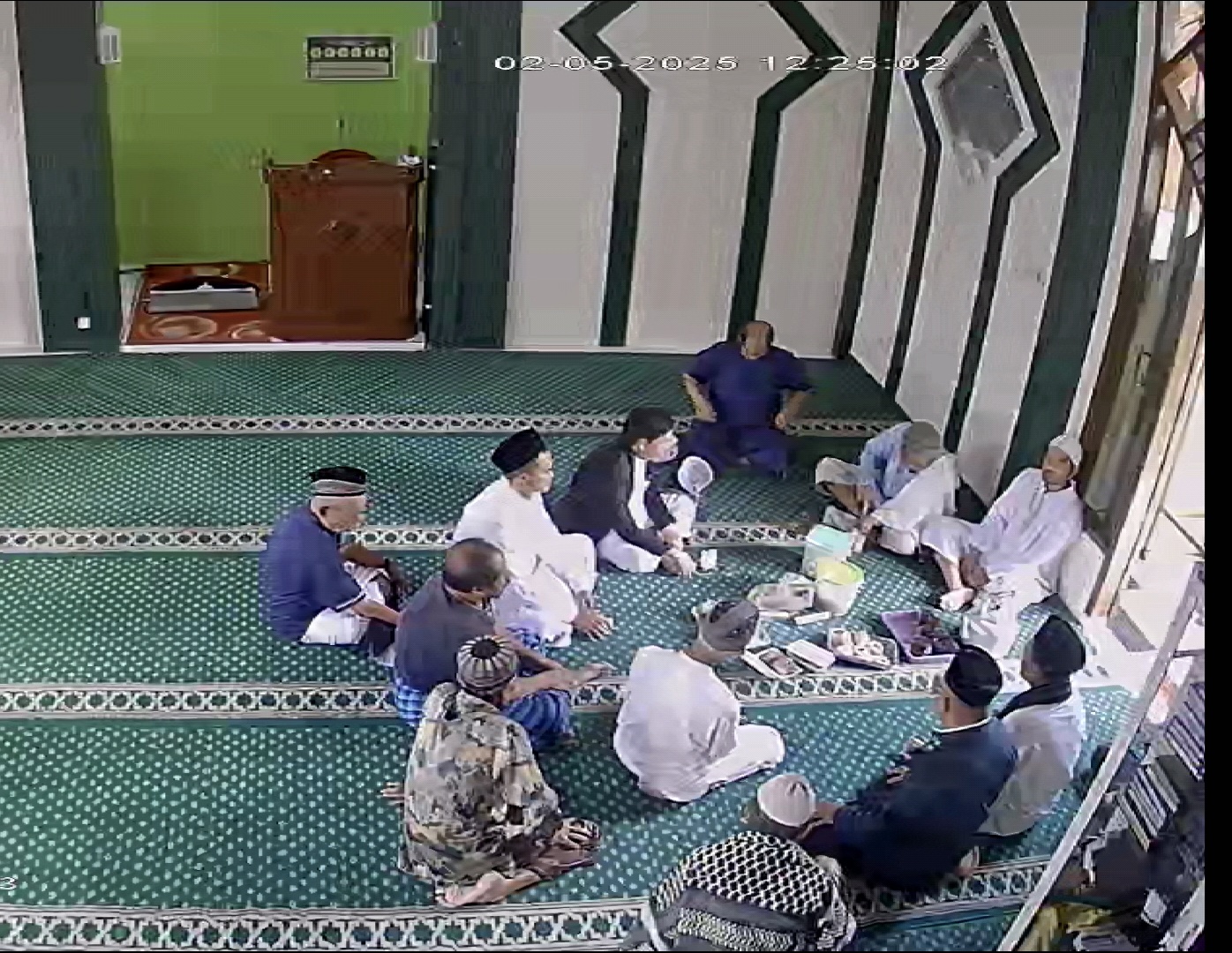 Silaturahim Ba'da Jumatan 2/5/2025