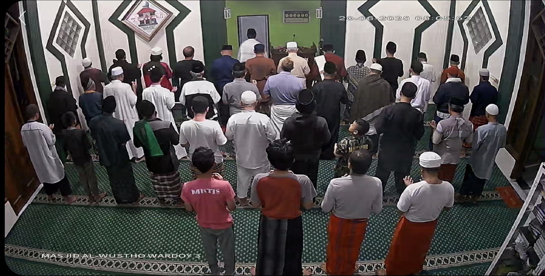 Jumat Shubuh, Surah Assajadah 20/6/2025