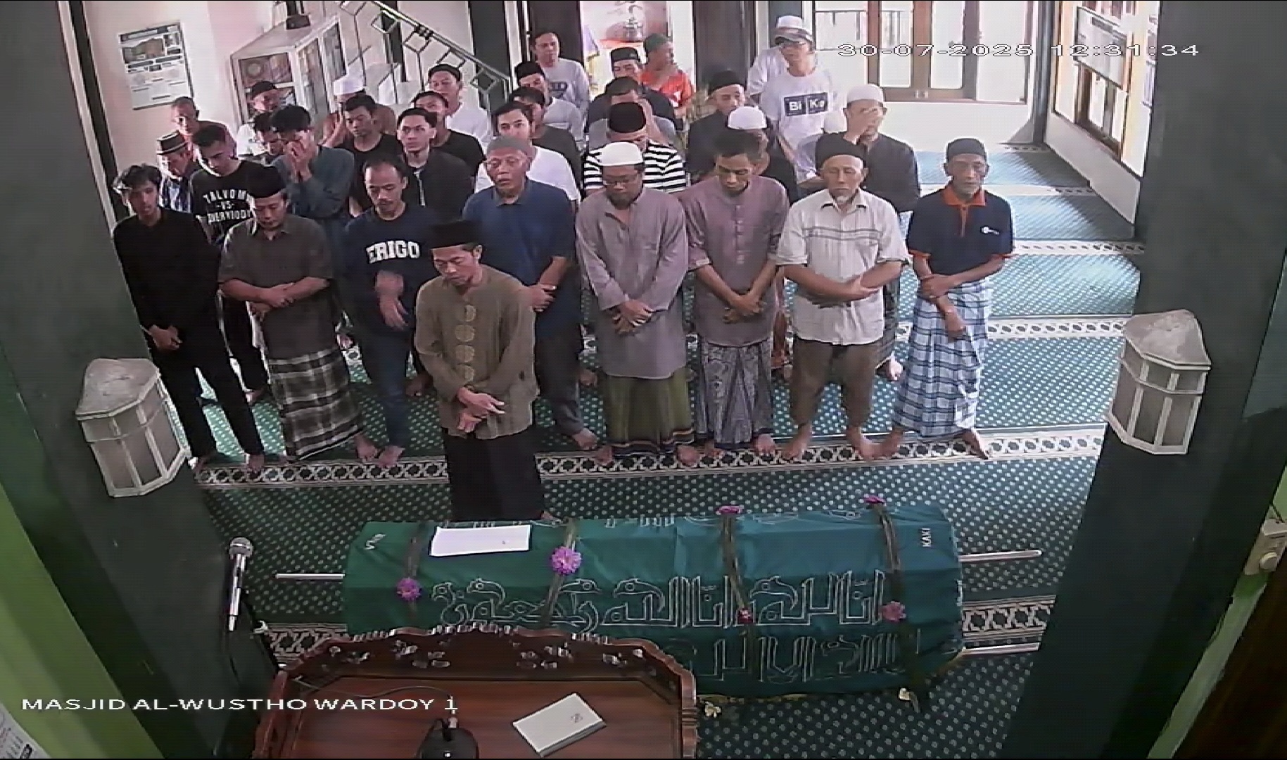 Shalat Jenazah Almarhum Bapak Ajat 30/7/2025