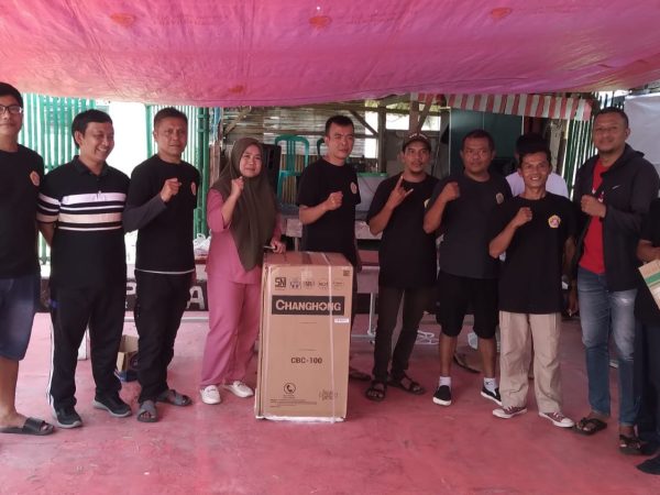 Ibu Enur, Pemenang Utama Agustusan RW 02