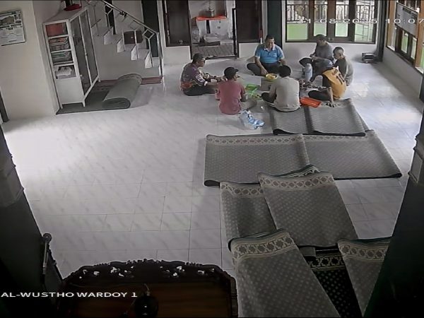 Rehat Sebelum Pengecatan 31/8/2025