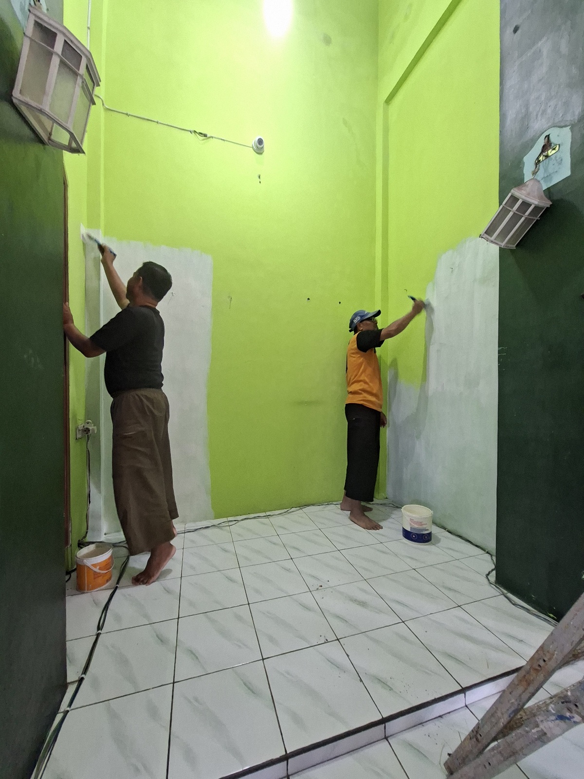 Penggantian Cat Dinding Tempat Imam 1/9/2025