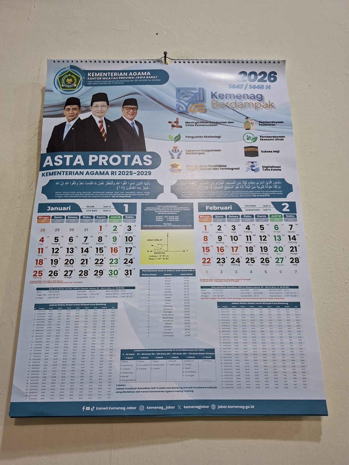 Wakaf Kalender dari Bapak Ujang (Kemenag) 1/1/2026