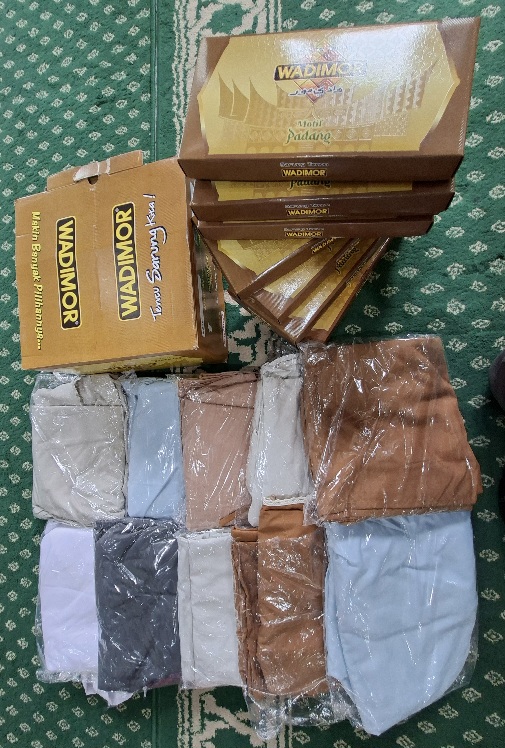 Wakaf Sarung & Mukena dari Aqila Food