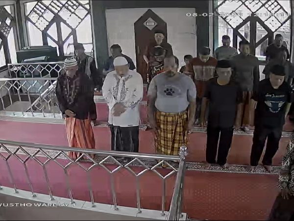Pengecatan Lt. Dasar, Shalat Zhuhur di Lt.2  8/2/2026