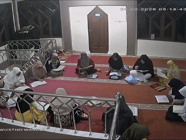 Tadarus Shubuh Akhwat (B), Hari ke-8, 26/2/2026