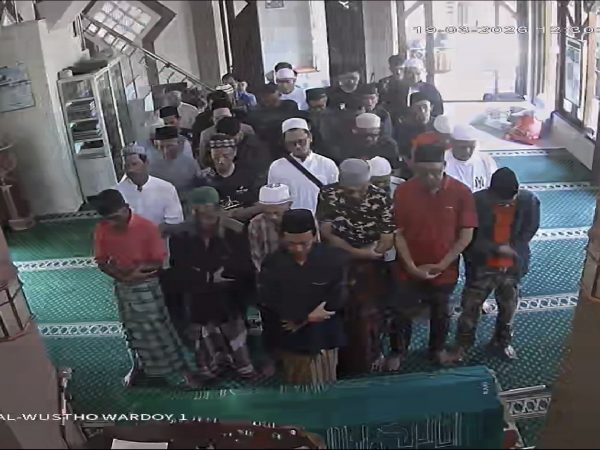 Shalat Jenazah Almarhumah Ibu Yuyu Yuhana 19/3/2026